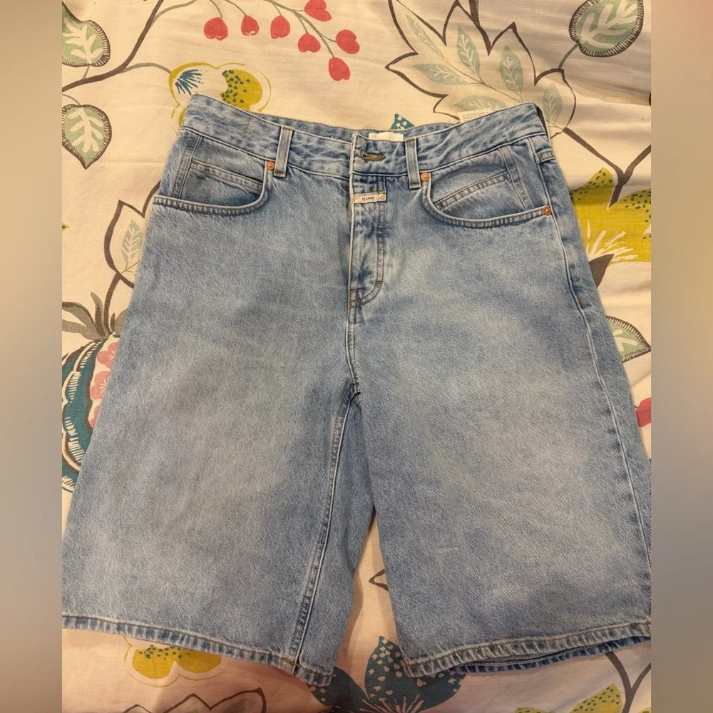 Closed long denim shorts